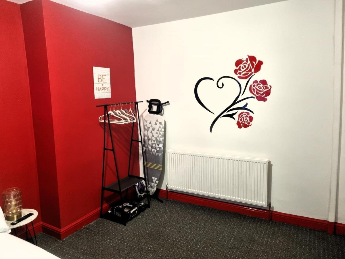 Holiday home *1es* For Your Relaxed & Cosy + Free Parking + Free Fast Wifi * Leeds (West Yorkshire)
