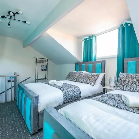 *1Es* For Your Most Relaxed & Cosy Stay + Free Parking + Free Fast Wifi * Leeds  Exterior photo